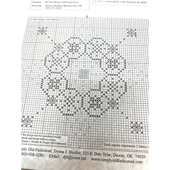 Simply Old-Fashioned Cross Stitch Pattern Star Design - Picture 3 of 3